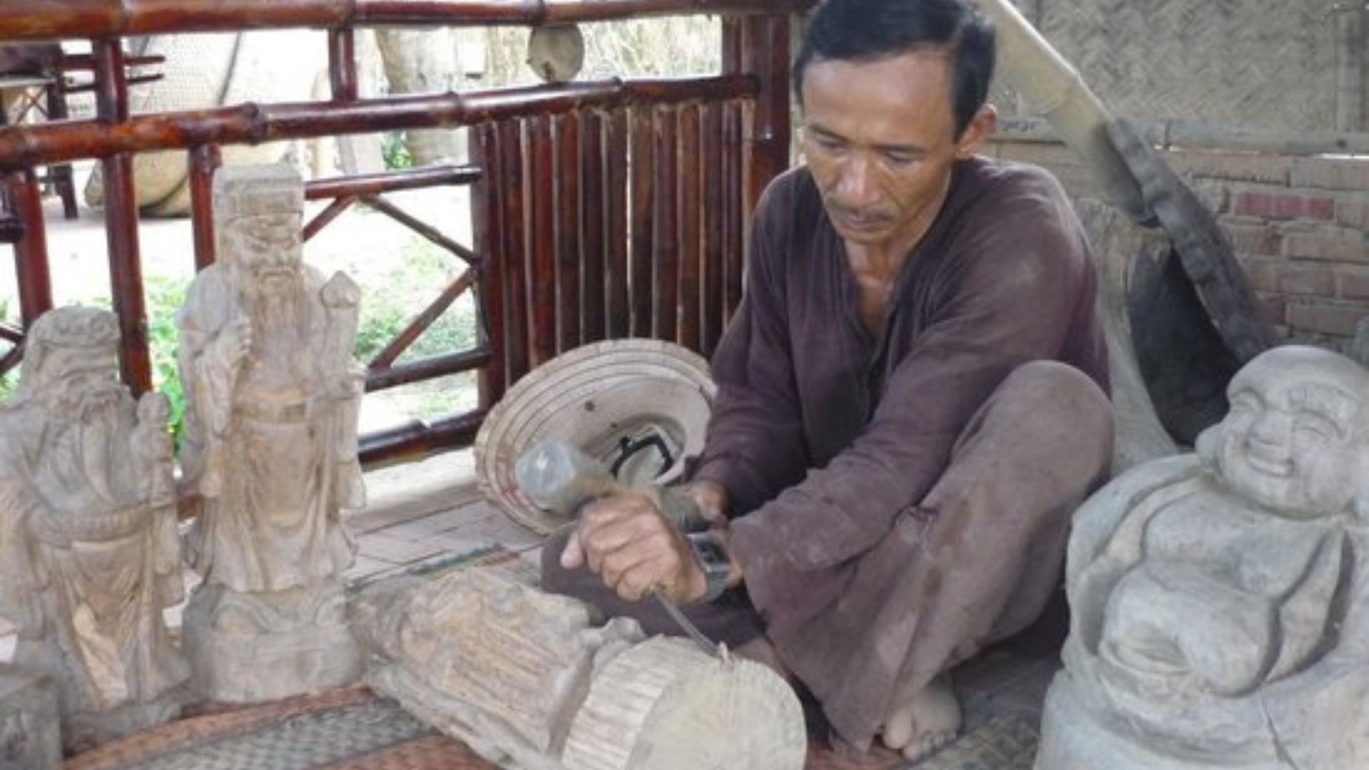 Kim Bong village